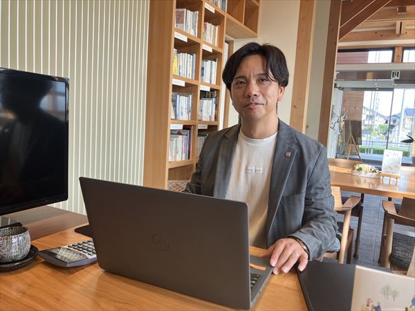 家は家族の一員です