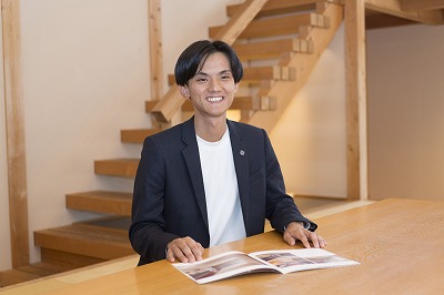 初めまして、小比賀颯太です！