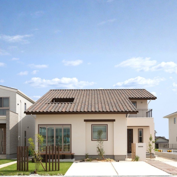 家族と共に育つ家　-casa blanc-